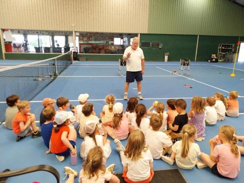 Initiation au tennis